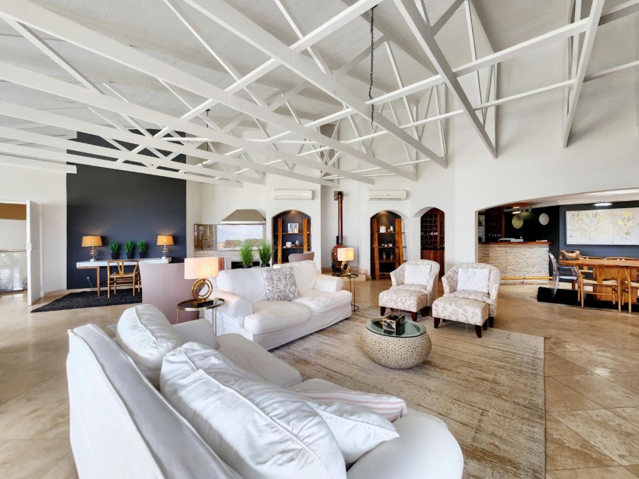 4 Bedroom Property for Sale in Bloubergstrand Western Cape